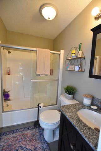 9479 S Pointe Lasalles Drive, Bloomington, IN 47401