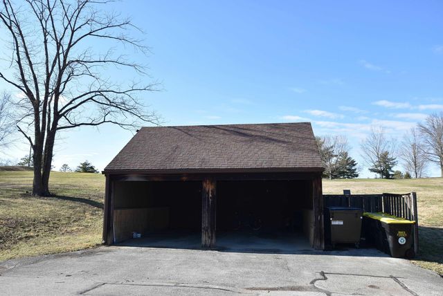 9479 S Pointe Lasalles Drive, Bloomington, IN 47401