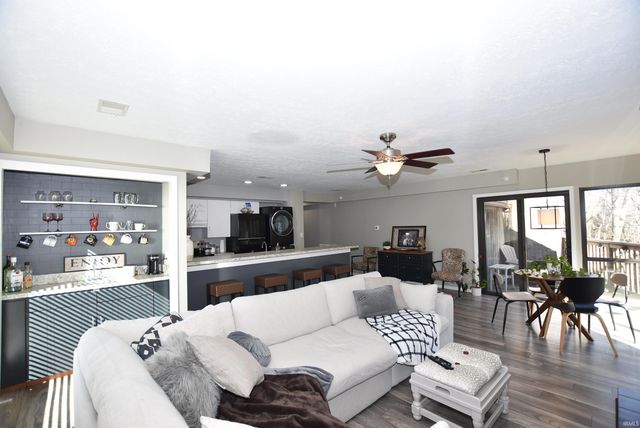 9479 S Pointe Lasalles Drive, Bloomington, IN 47401