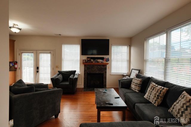 431 E 7th Street, Plainfield, NJ 07060