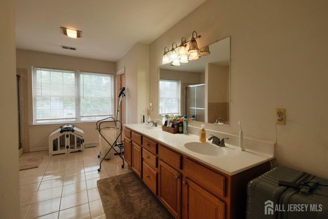 431 E 7th Street, Plainfield, NJ 07060