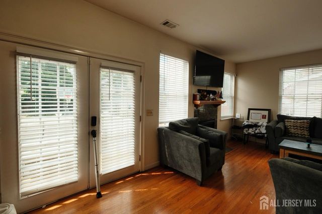 431 E 7th Street, Plainfield, NJ 07060