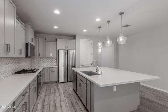 2718 S Gordon, Mesa, AZ 85209
