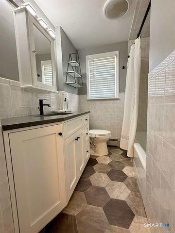 77 Valley View Road, Norwalk, CT 06851
