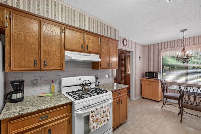 3302 Pine Haven Lane, Haughton, LA 71037