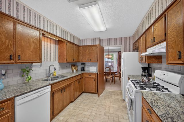 3302 Pine Haven Lane, Haughton, LA 71037