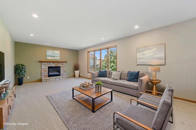 9719 Hillside Trail S, Cottage Grove, MN 55016