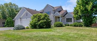 9719 Hillside Trail S, Cottage Grove, MN 55016