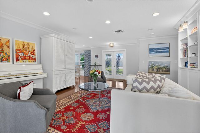 1010 SW 2nd Street, Boca Raton, FL 33486