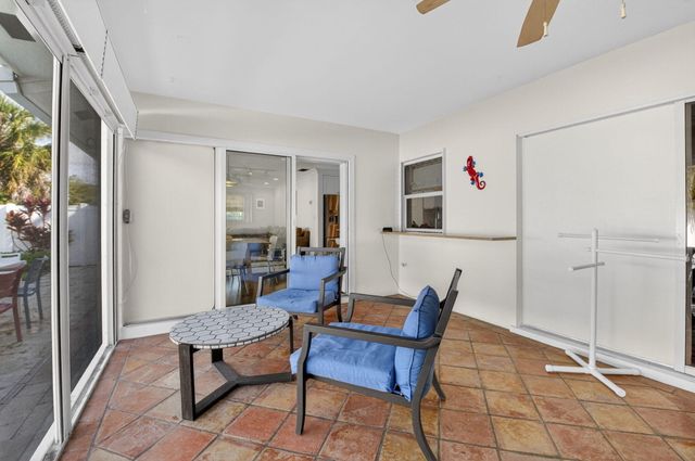 1010 SW 2nd Street, Boca Raton, FL 33486