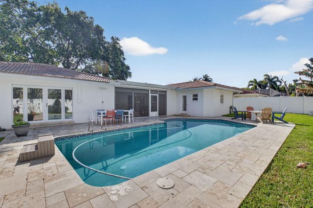 1010 SW 2nd Street, Boca Raton, FL 33486