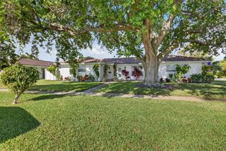 1010 SW 2nd Street, Boca Raton, FL 33486