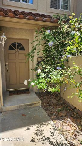 644 Warwick Avenue, Thousand Oaks, CA 91360