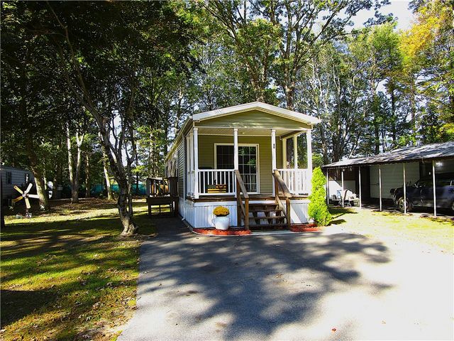 40 Leisure Way, Coventry, RI 02816