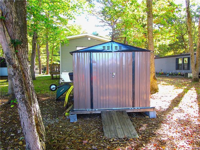 40 Leisure Way, Coventry, RI 02816