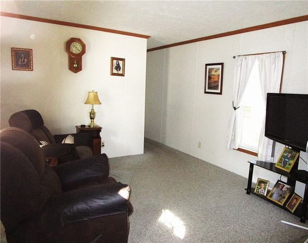 40 Leisure Way, Coventry, RI 02816