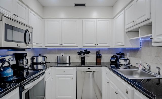 1230 BLOCK ISLAND 1, Wellington, FL 33414