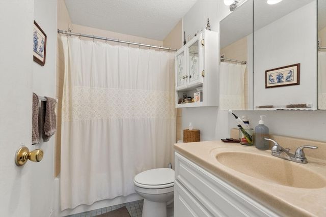 99 Pond Ave 417, Brookline, MA 02445