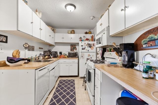 99 Pond Ave 417, Brookline, MA 02445