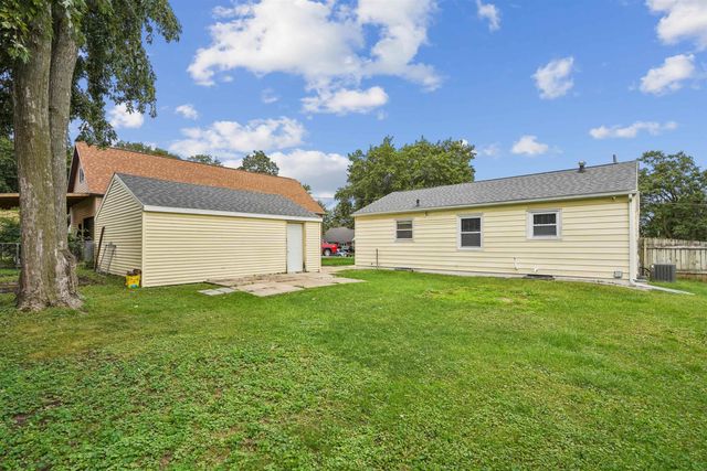 1746 E Mitchell Avenue, Waterloo, IA 50702