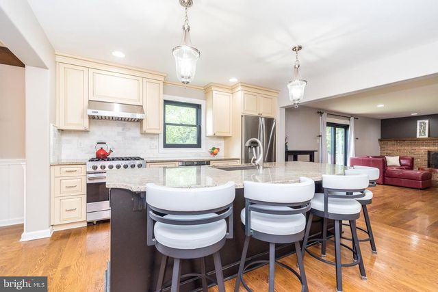 1608 BRITTANY DR, Ambler, PA 19002