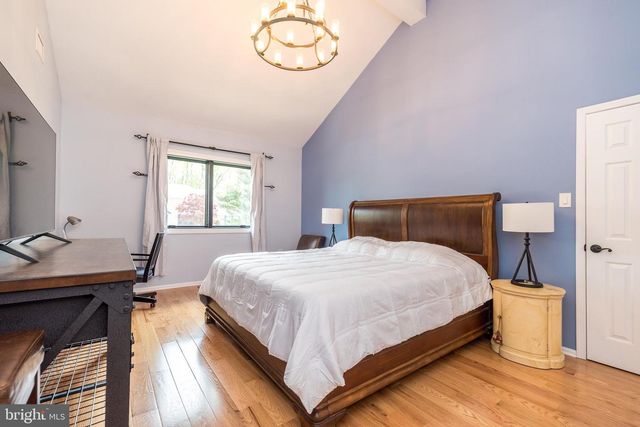 1608 BRITTANY DR, Ambler, PA 19002