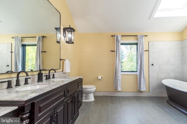 1608 BRITTANY DR, Ambler, PA 19002