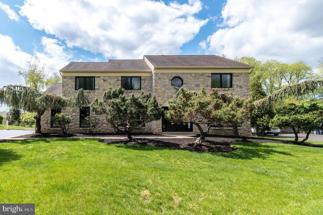 1608 BRITTANY DR, Ambler, PA 19002