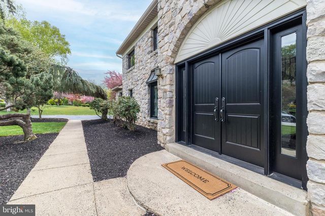 1608 BRITTANY DR, Ambler, PA 19002