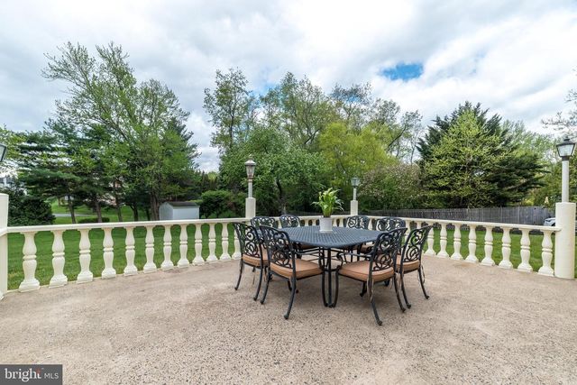 1608 BRITTANY DR, Ambler, PA 19002