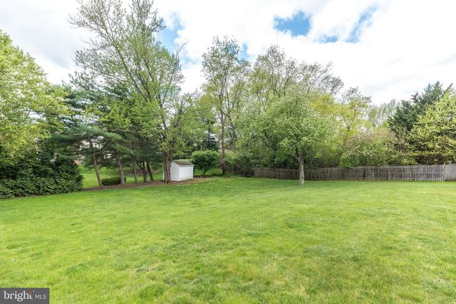 1608 BRITTANY DR, Ambler, PA 19002