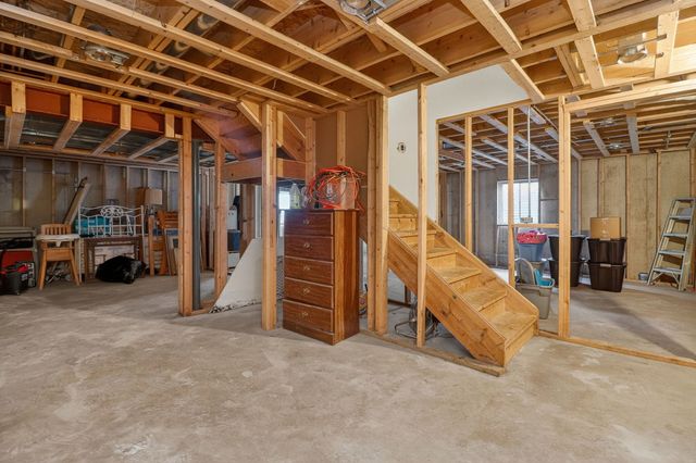 713 Clifford Drive, Minooka, IL 60447