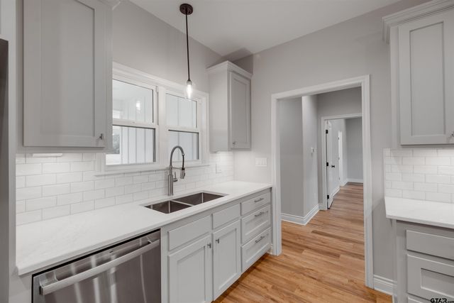 595 FM 2968, Grapeland, TX 75844