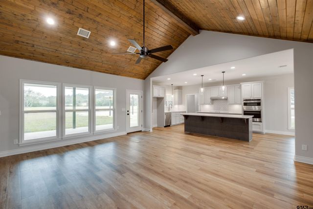 595 FM 2968, Grapeland, TX 75844