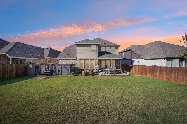 517 Red Barn, Van Alstyne, TX 75495