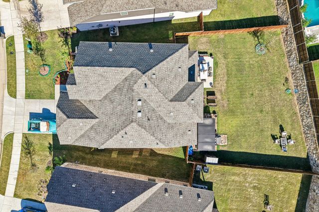 517 Red Barn, Van Alstyne, TX 75495