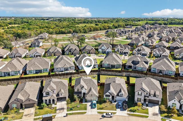 517 Red Barn, Van Alstyne, TX 75495