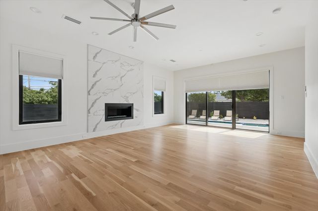 6839 Orchid, Dallas, TX 75230