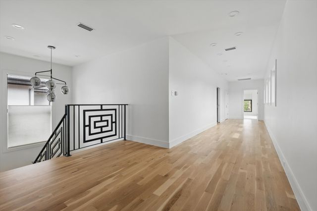 6839 Orchid, Dallas, TX 75230