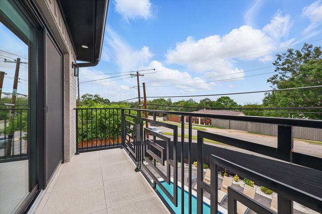 6839 Orchid, Dallas, TX 75230