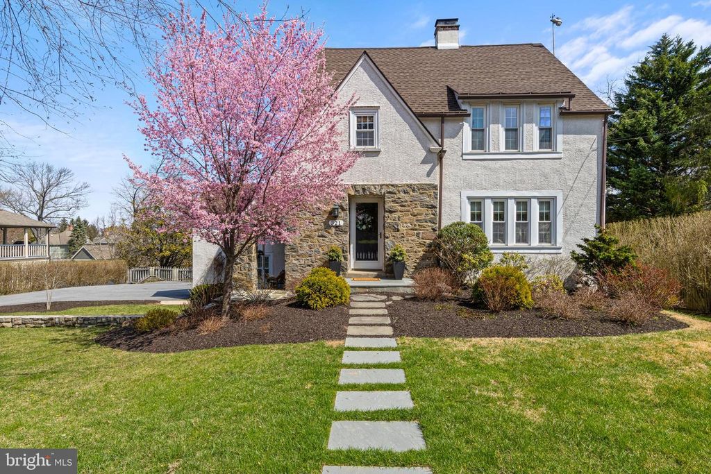 321 CONESTOGA RD, Wayne, PA 19087