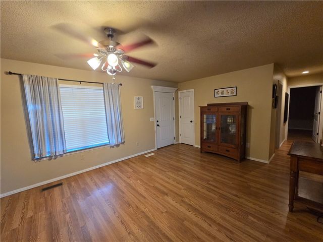 465 Greene Street, Pea Ridge, AR 72751