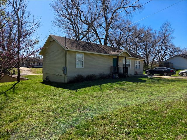 465 Greene Street, Pea Ridge, AR 72751