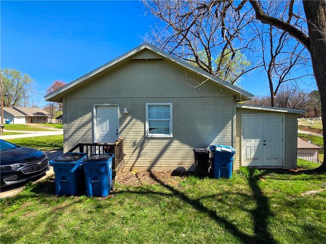 465 Greene Street, Pea Ridge, AR 72751