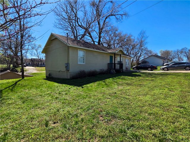 465 Greene Street, Pea Ridge, AR 72751