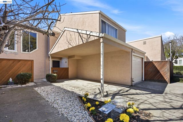 27773 Pistachio Ct, Hayward, CA 94544