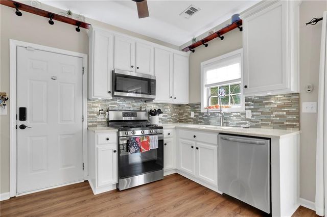 7660 Streamside Lane, Cumming, GA 30028