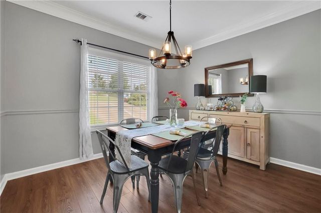 7660 Streamside Lane, Cumming, GA 30028