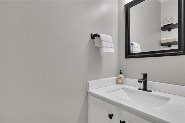 7660 Streamside Lane, Cumming, GA 30028