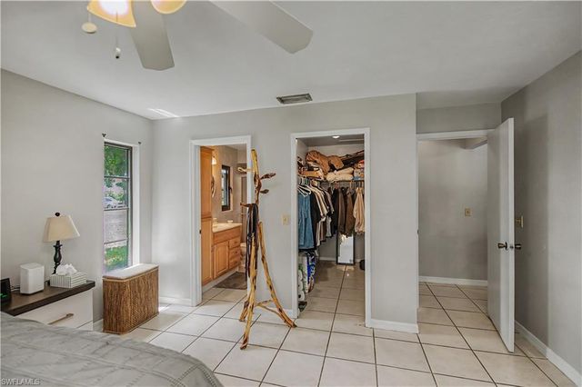 242 SW 45th TER, Cape Coral, FL 33914